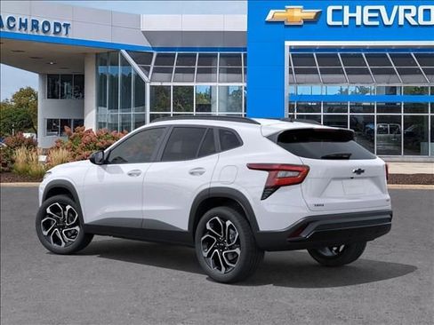 New 2026 Chevrolet Trax RS image 3