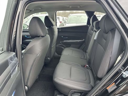 New 2026 Hyundai Tucson SE image 12