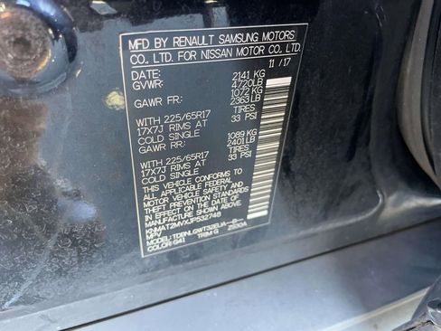 Used 2018 Nissan Rogue SV image 10