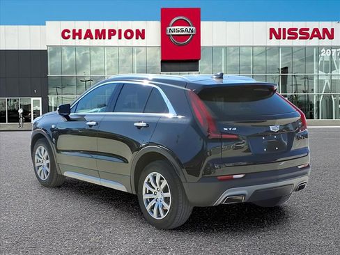 Used 2023 Cadillac XT4 Premium Luxury image 5