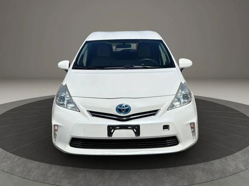 Used 2012 Toyota Prius V Three image 3