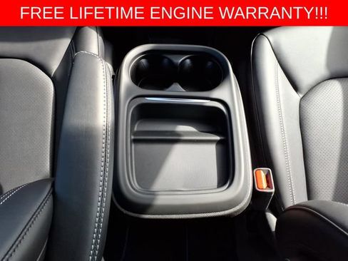 New 2027 Chrysler Pacifica Select w/ Family Tech Group FWD image 26