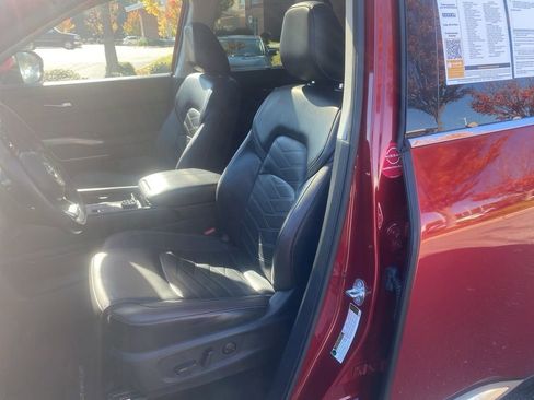 Used 2023 Nissan Pathfinder Platinum w/ Cargo Package image 13