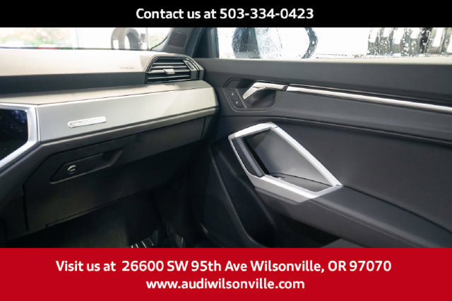 Used 2024 Audi Q3 2.0T Premium AWD/4WD image 10