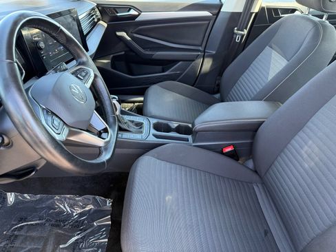 Used 2025 Volkswagen Jetta S FWD image 12