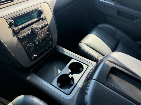 Used 2013 Chevrolet Avalanche LT w/ Suspension Package, Off-Road image 11