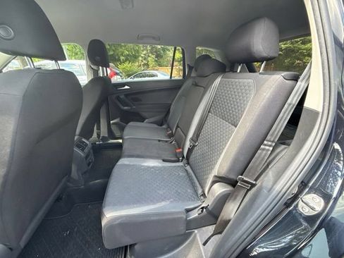 Used 2018 Volkswagen Tiguan S w/ 3rd Row Seat Package AWD/4WD image 9