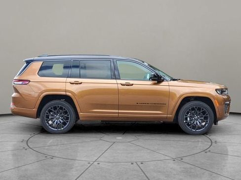 New 2026 Jeep Grand Cherokee L Summit AWD/4WD image 13