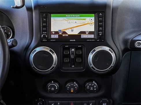 Used 2016 Jeep Wrangler Unlimited Sahara w/ Connectivity Group image 26