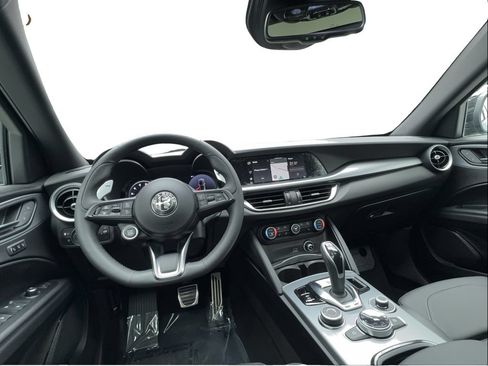 New 2026 Alfa Romeo Stelvio Sprint w/ Convenience Package AWD/4WD image 37