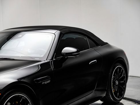 Used 2022 Mercedes-Benz SL 63 AMG 4MATIC image 32