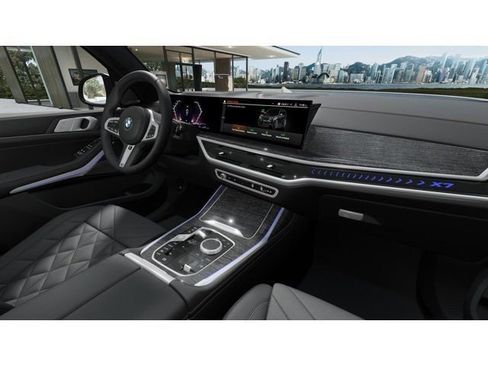 New 2027 BMW X7 xDrive40i w/ M Sport Package AWD/4WD image 14