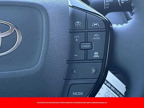 New 2026 Toyota Prius XLE image 10