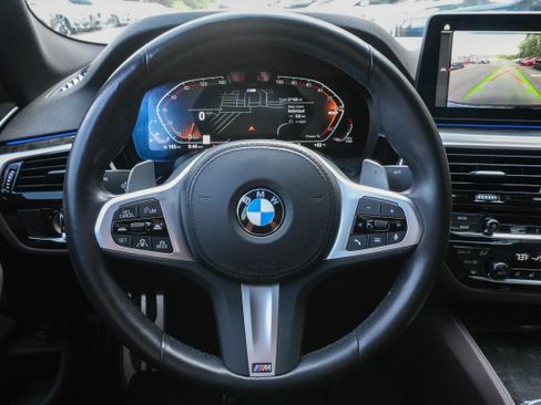 Used 2023 BMW 540i w/ Executive Package RWD image 13
