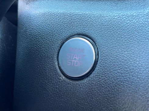 Used 2022 Kia Sorento S w/ Panoramic Sunroof Package image 27