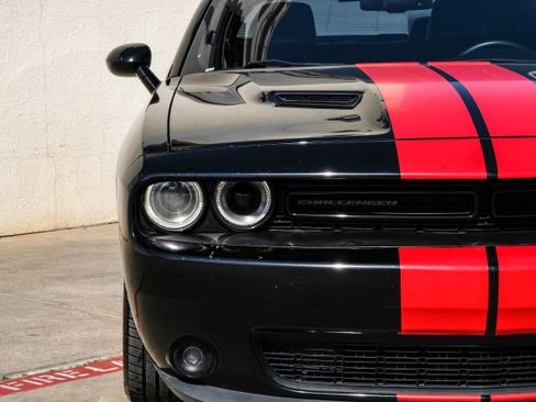 Used 2016 Dodge Challenger R/T Plus image 37