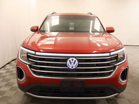 Certified 2024 Volkswagen Atlas SE FWD image 5