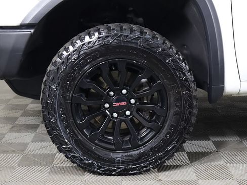 Used 2023 GMC Sierra 1500 AT4X AWD/4WD image 27