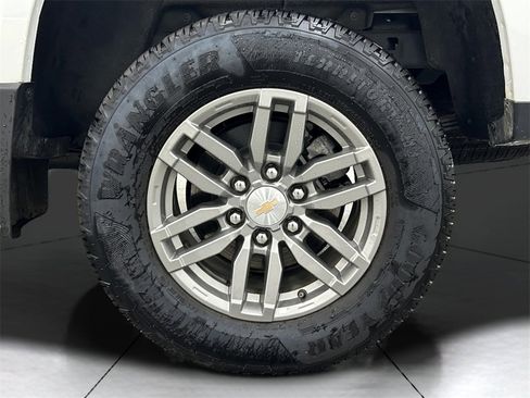 Used 2023 Chevrolet Colorado LT w/ LT Convenience Package image 21