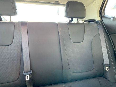 Used 2025 Buick Encore GX Preferred image 35