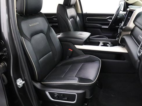Used 2020 RAM 1500 Laramie AWD/4WD image 16