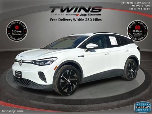 Used 2022 Volkswagen ID.4 Pro image 9