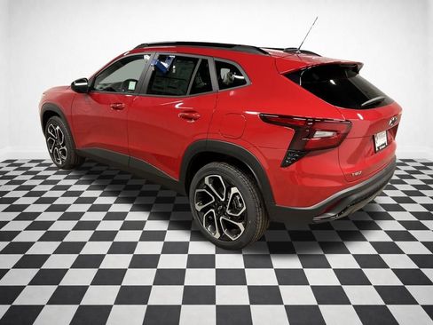 New 2026 Chevrolet Trax RS w/ Sunroof Package image 6