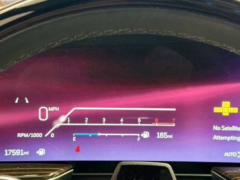 Certified 2025 Cadillac Escalade ESV Premium Luxury image 12