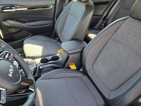 New 2026 Kia Seltos S FWD image 24