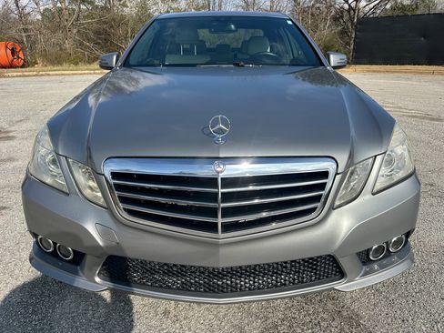 Used 2010 Mercedes-Benz E 350 Sedan image 8