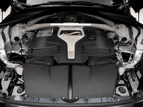 Used 2023 Aston Martin DBX AWD/4WD image 69