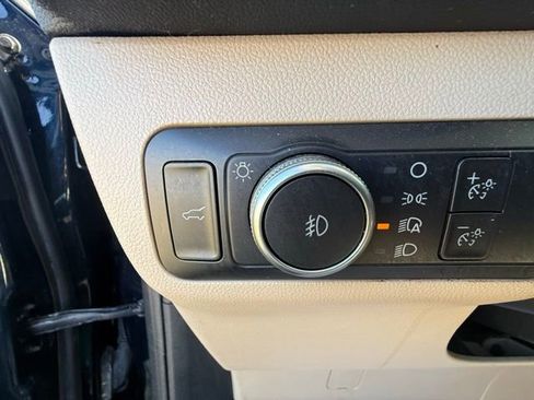 Used 2021 Ford Escape SEL w/ Technology Package image 20