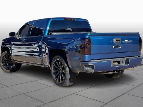 Used 2018 Chevrolet Silverado 1500 LT w/ Texas Edition image 11