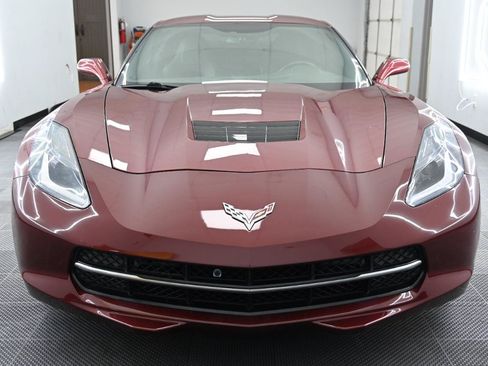 Used 2017 Chevrolet Corvette Stingray Coupe w/ 1LT RWD image 6