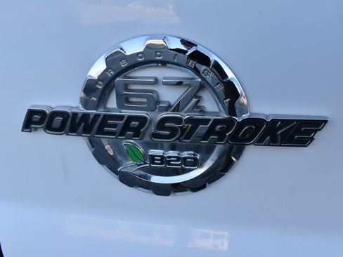 Used 2012 Ford F250 Lariat w/ Lariat Interior Pkg image 45