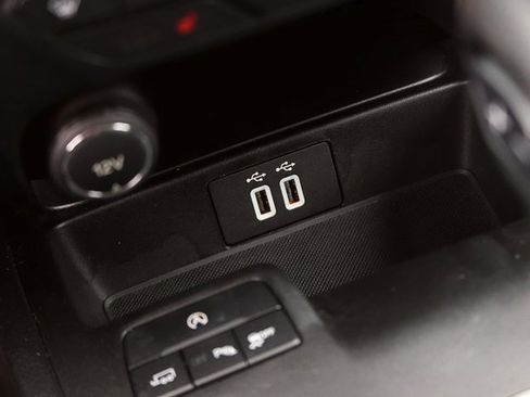 Used 2019 Ford Ranger Lariat w/ Bed Utility Package image 23