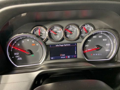 Used 2020 Chevrolet Silverado 1500 LT w/ Trailering Package AWD/4WD image 12