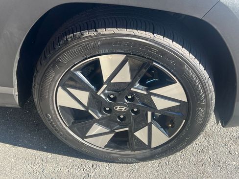 Used 2025 Hyundai Kona SEL image 24