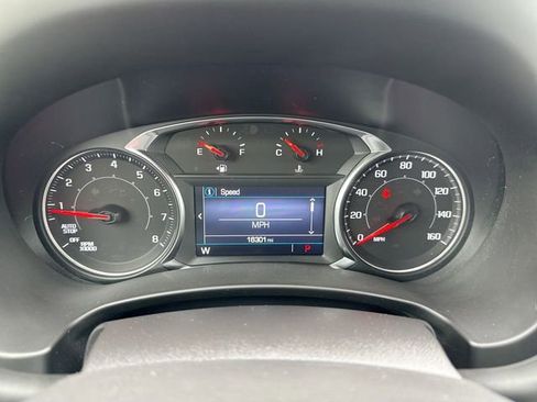 Used 2023 GMC Terrain SLE FWD image 15
