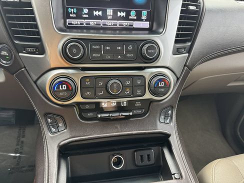 Used 2016 Chevrolet Suburban LTZ AWD/4WD image 30
