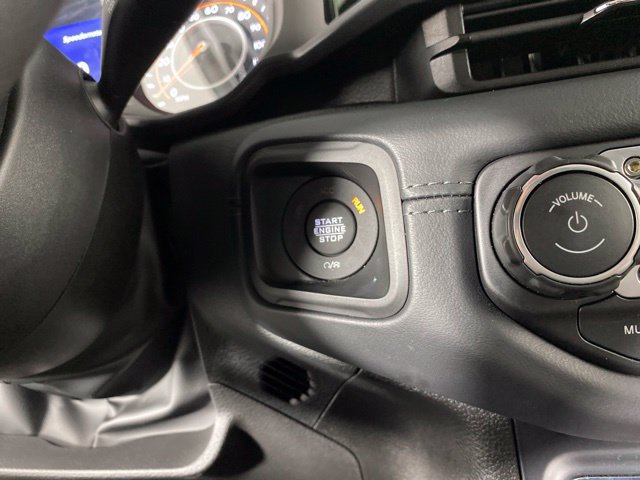 Used 2026 Jeep Wrangler Unlimited Sahara AWD/4WD image 27