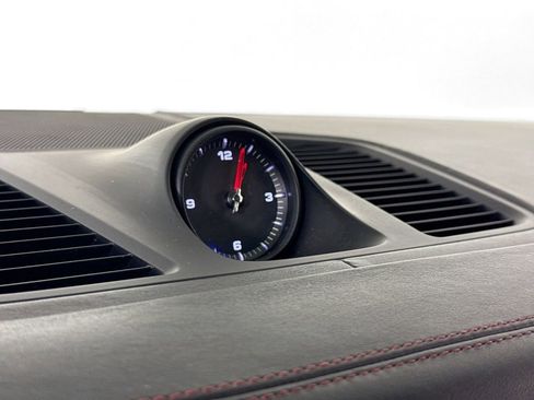 Used 2020 Porsche Cayenne image 22