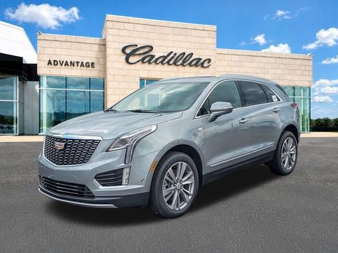 New 2026 Cadillac XT5 Premium Luxury w/ LPO, Floor Liner Package FWD image 5