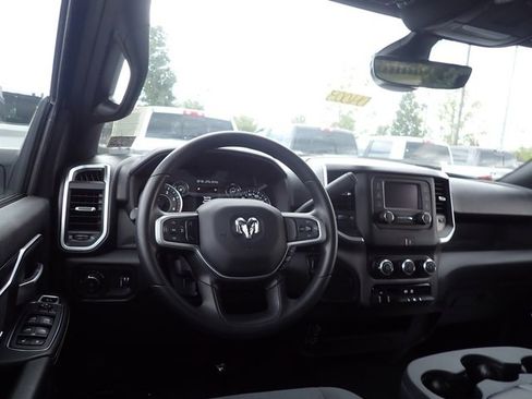 New 2024 RAM 3500 Big Horn image 14