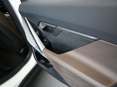 Certified 2026 BMW 530i RWD image 21