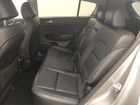 Used 2019 Kia Sportage EX w/ EX Premium Package FWD image 18