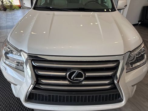 Used 2015 Lexus GX 460 w/ Premium Package image 9