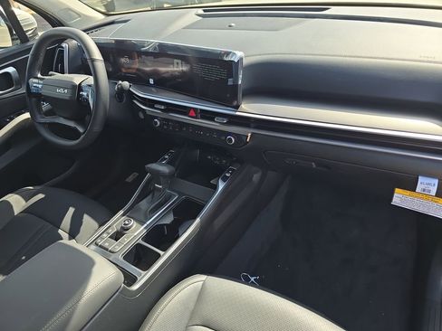 New 2026 Kia Sorento S image 11
