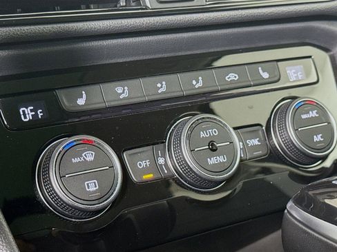Certified 2023 Volkswagen Taos SEL AWD/4WD image 20