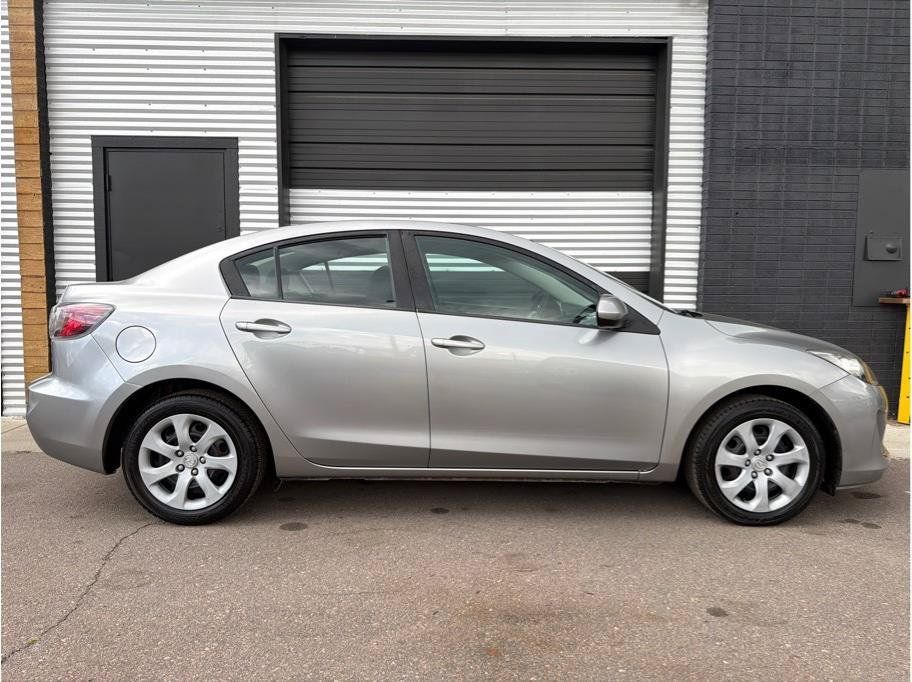 Used 2013 MAZDA MAZDA3 i Sport FWD image 11